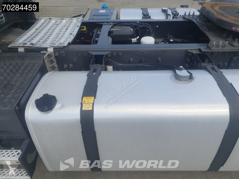 Traktor Volvo 500  4X2 XL 2xTanks VEB+ Xenon...