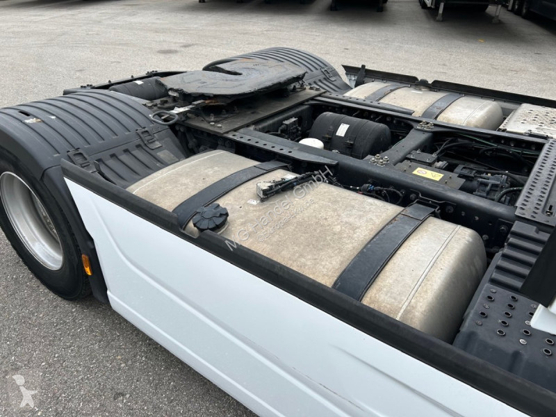 Traktor Ford F-MAX 500, Intarder