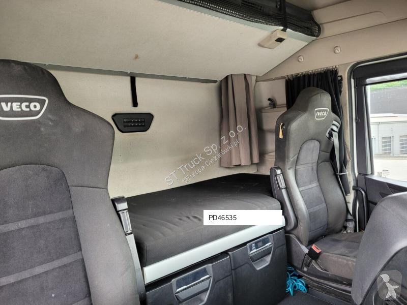 Traktor Iveco