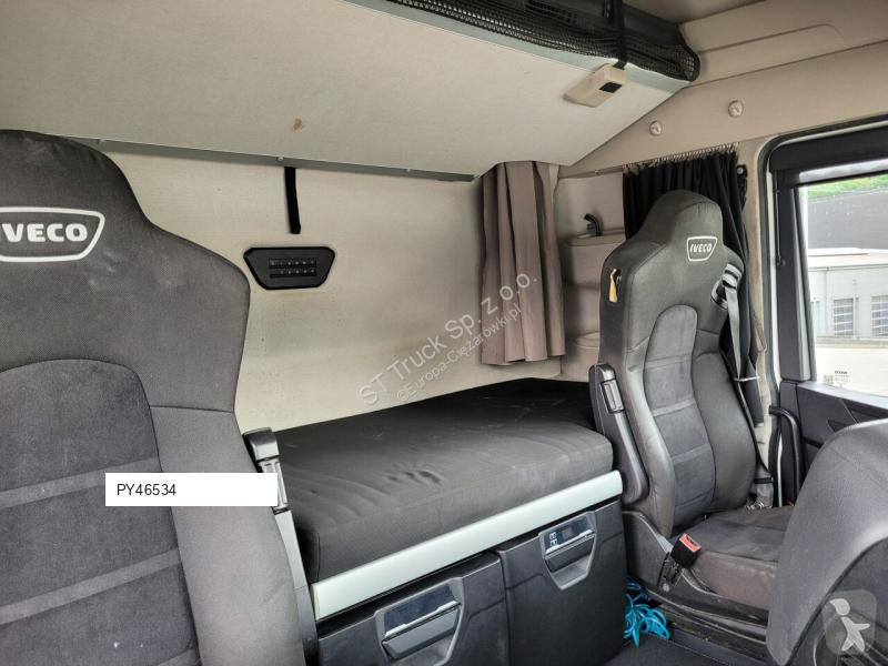 Влекач Iveco 460 LNG/20 STK/RETARDER/GAS IN DER...