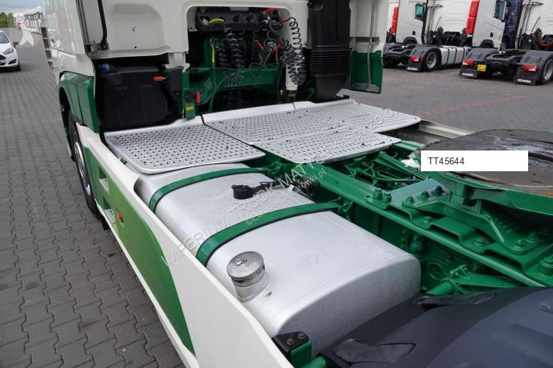 Tractor Volvo XF 480