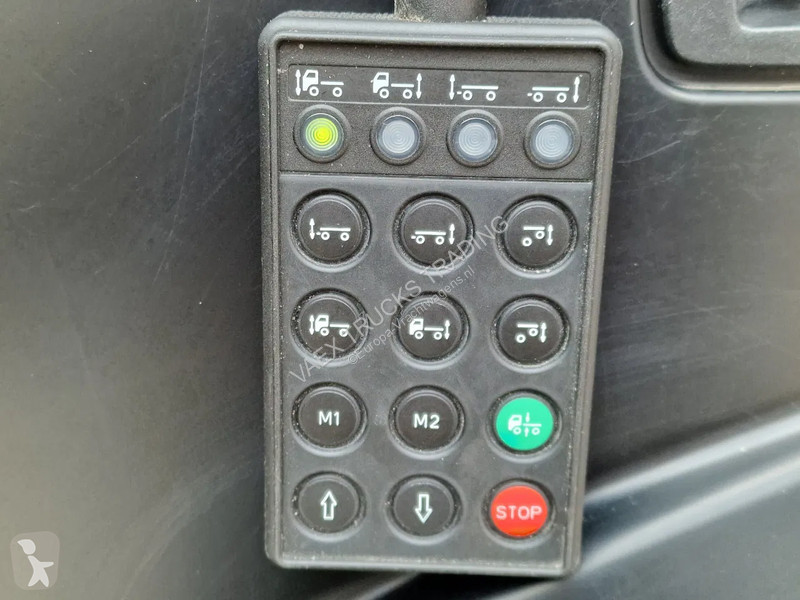 Tahač Iveco 570 6x2 - Retarder - Full air -...