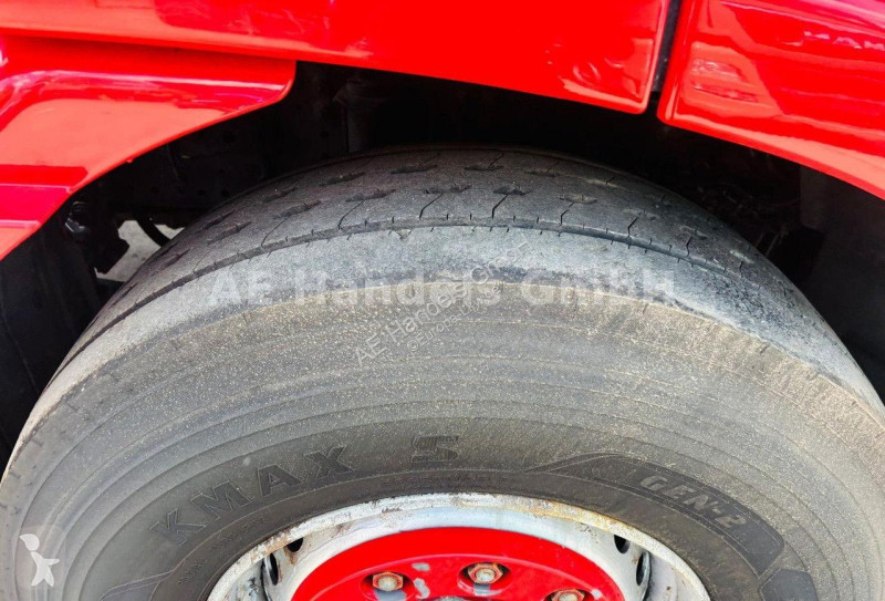 Tractor Iveco 560