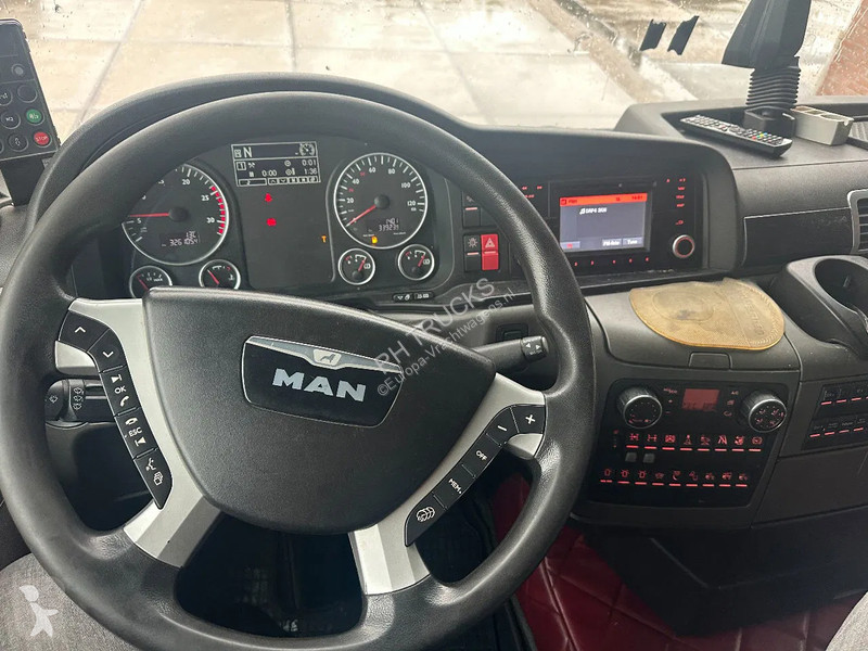 Tracteur MAN 33-560 6X4 150 TON, INTARDER