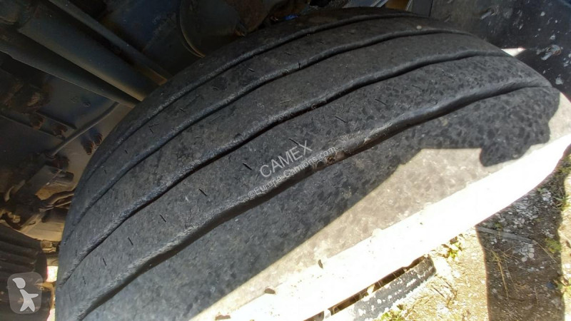 Tracteur Volvo 380