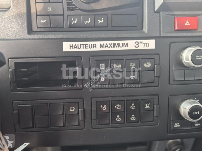 Vrachtwagen Renault  C430.26  6X4