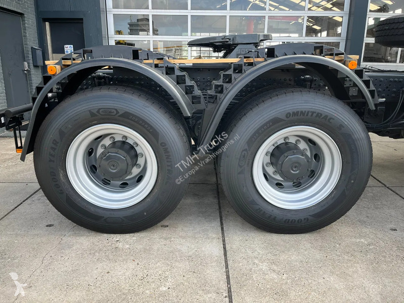 Tractor Mercedes 4058 AS 6x6 Tractor Head 180T...
