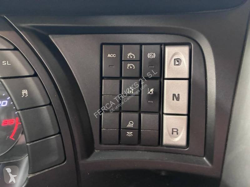 Traktor Iveco