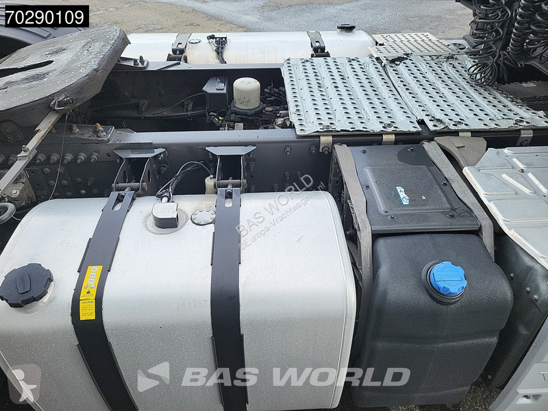 Traktor Volvo 500 4X2 XL VEB+ 2xTanks Navi LED...