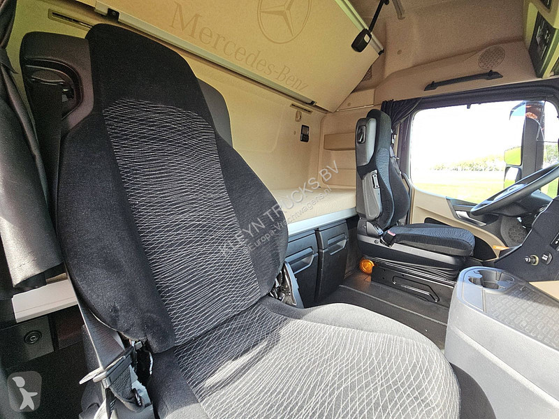 Traktor Mercedes ACTROS 1848  STR.SP. RET. 2X TANK