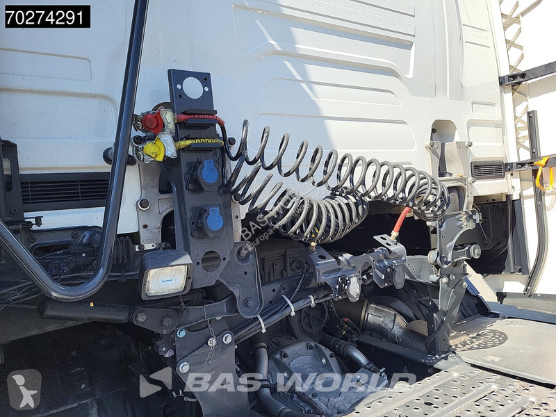 Trekker Scania S460 S 4X2 etarder 2x Tanks ACC...