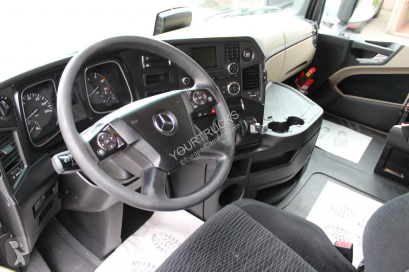 Trekker Mercedes 1845 E6 ACC LDW Kühlbox...