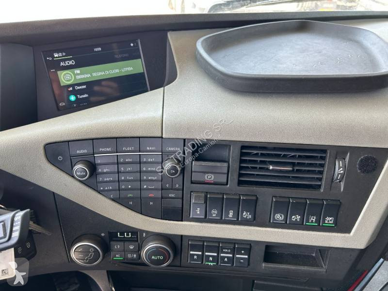 Traktor Volvo