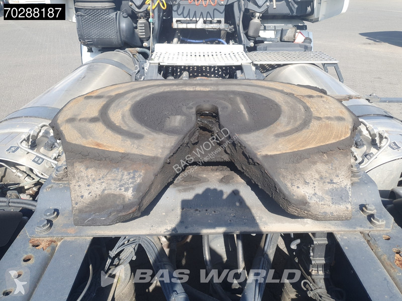 Tracteur Iveco 400 4X2 Retarder 2xTanks LNG ACC...