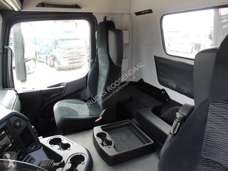 Traktor Mercedes 2051 + 4X4 + HIAB 302 E6 / JIB...