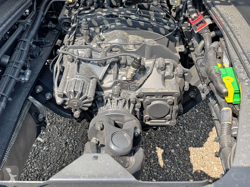 Tractor Iveco T-Way AT720T47T H Tractor Head...