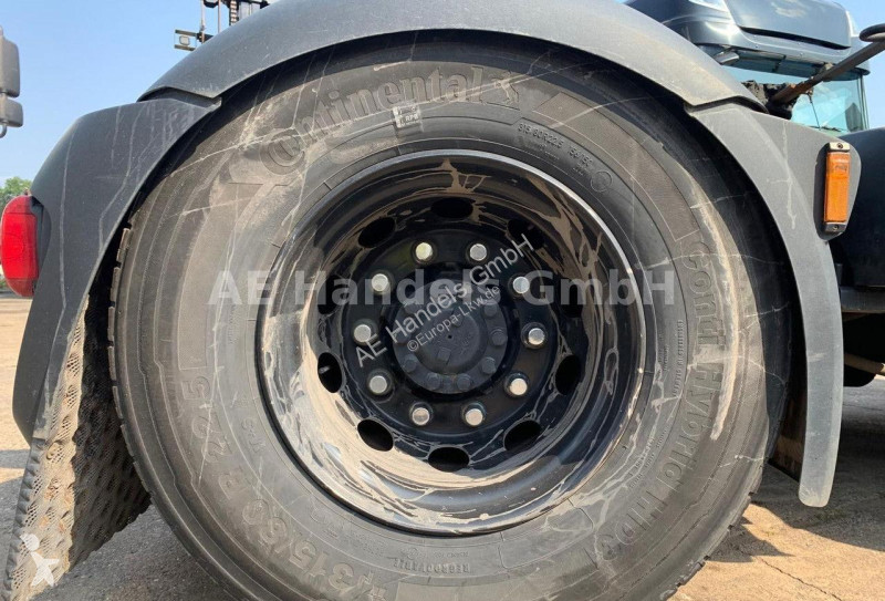 Traktor DAF XF 480