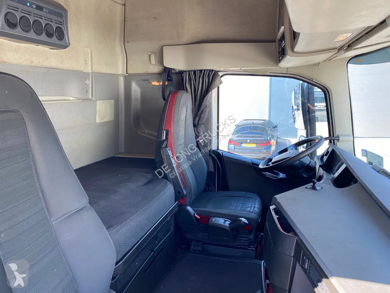 Tahač Volvo 13420 Globetrotter / ADR + PTO /...