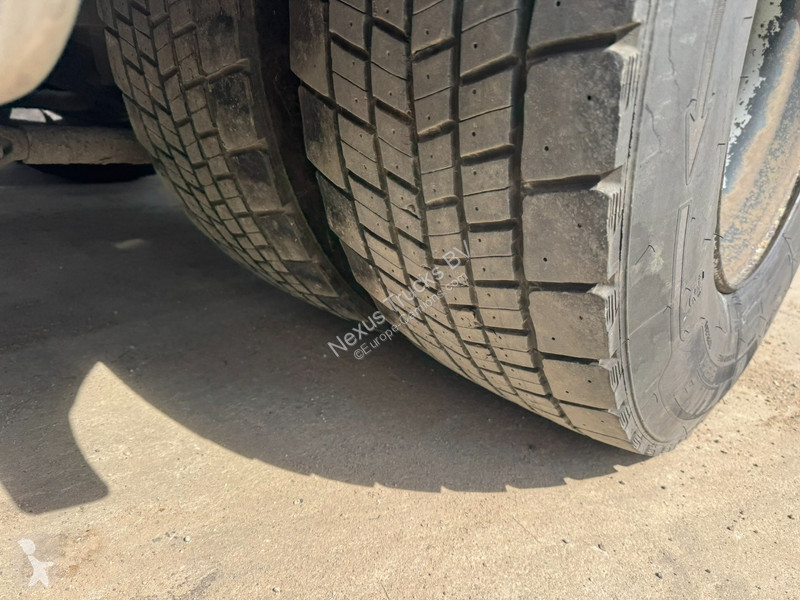 Traktor DAF 460 Space Cab (MANUAL GEARBOX /...