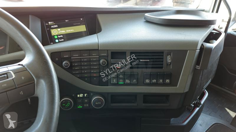 Tracteur Volvo 500 Globetrotter