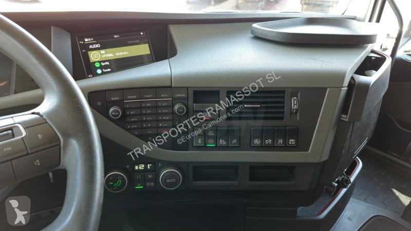 Traktor Volvo 500 Globetrotter