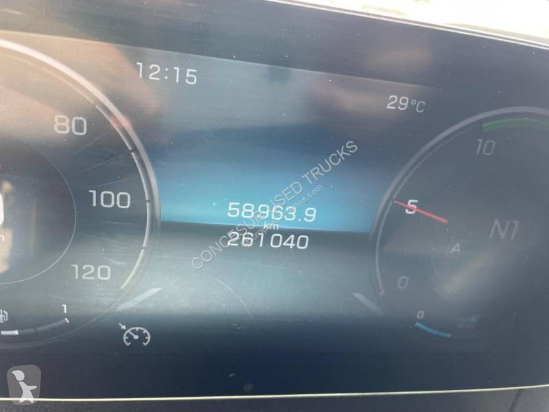 Traktor Mercedes