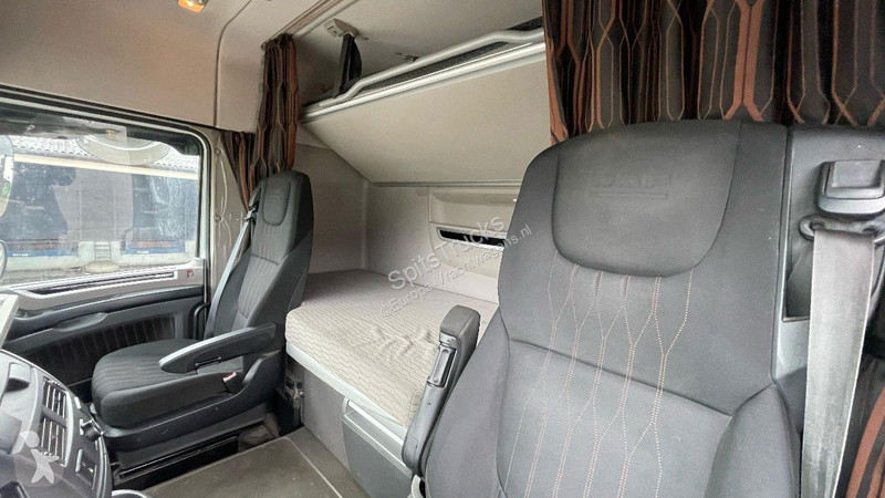Tracteur DAF 480 FT