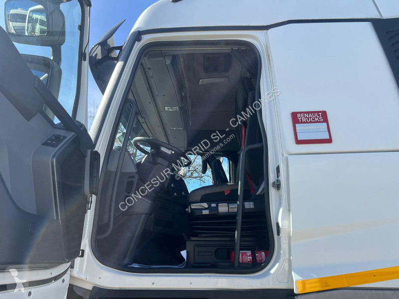 Traktor Renault T 520