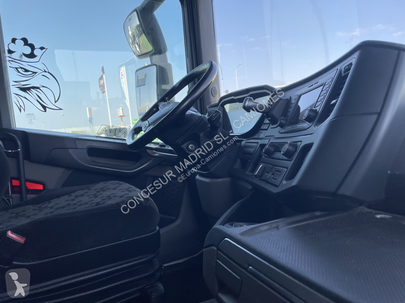 Traktor Scania -Series 450