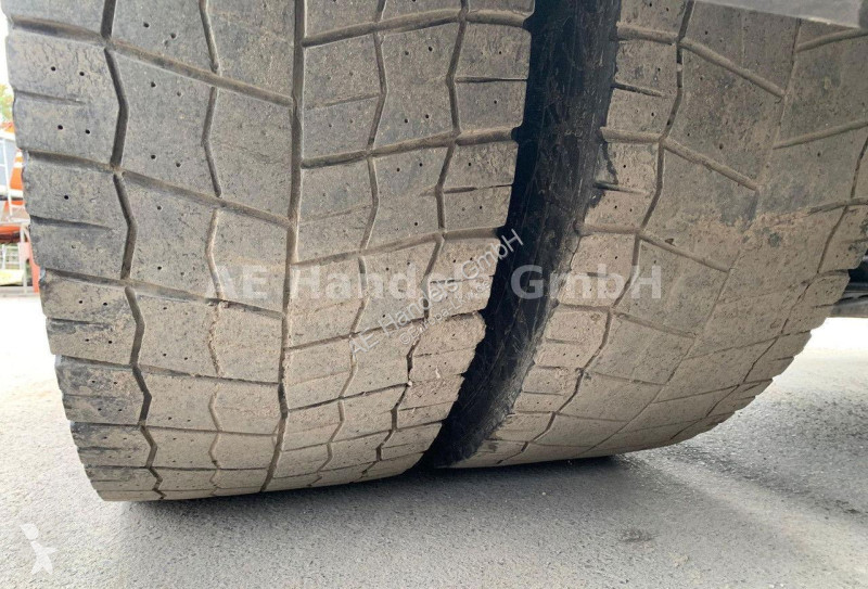 جرار MAN TGX 18.440
