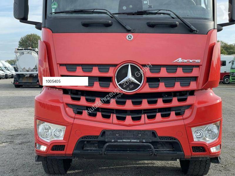 Traktor Mercedes