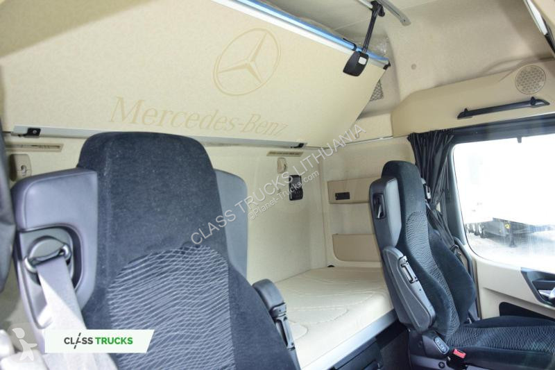 Traktor Mercedes 5 1845 BigSpace