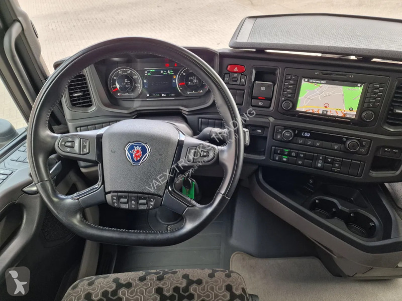 Traktor Scania S560 Highline 4x2 - ike new -...