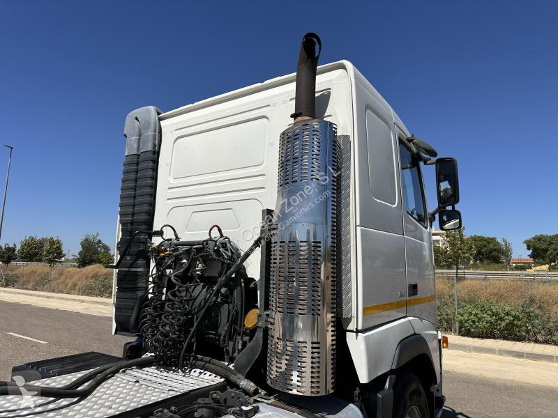 Tracteur Volvo 550