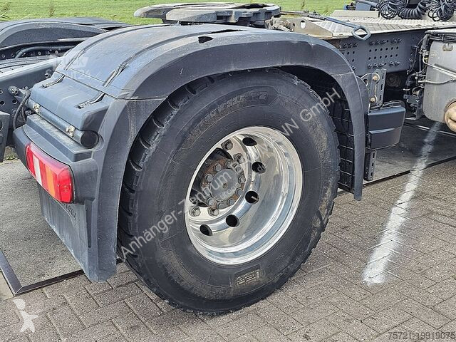 Traktor Mercedes ACTROS 1843 LS
