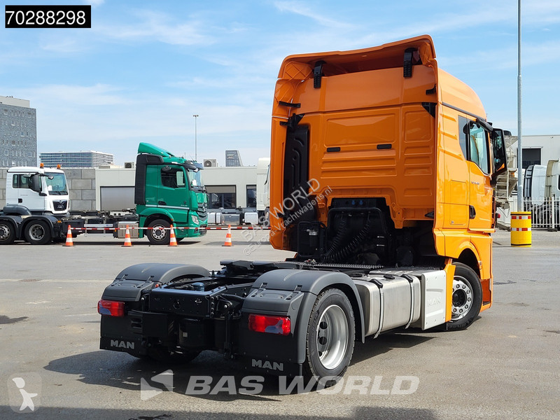 Cabeza tractora MAN TGX 4X2 NEW! Mega GM...