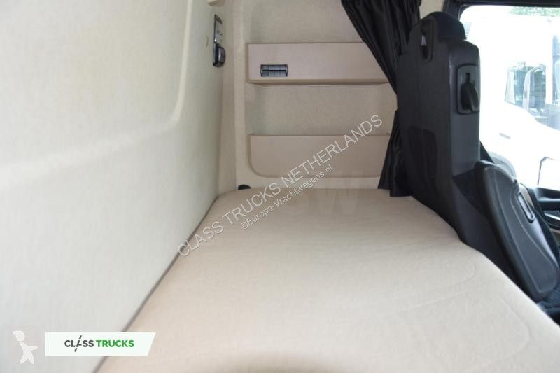 Traktor Mercedes 5 1845 BigSpace