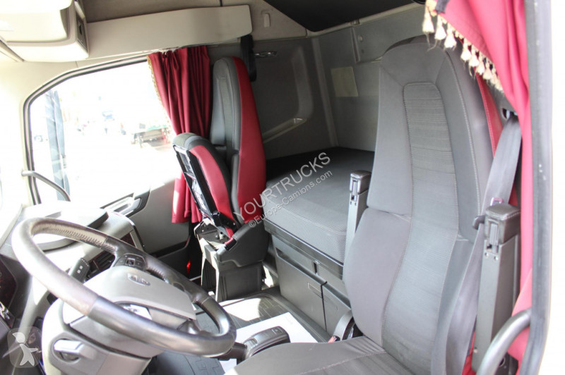 Cap tractor Volvo FH 500 E6 Globe   I-Shift...