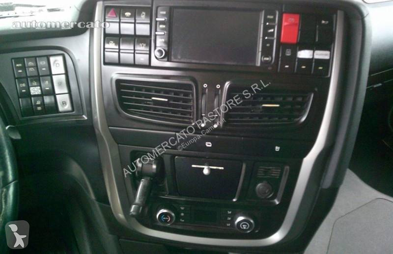 Iveco  tractor unit