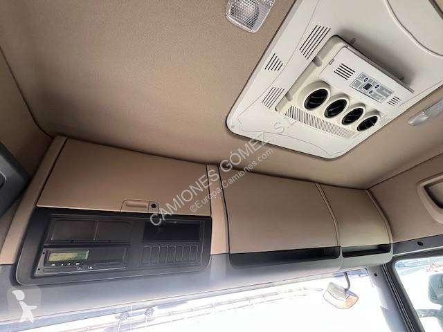 جرار Scania