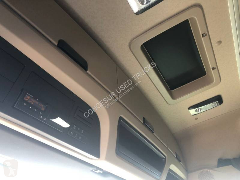 جرار Mercedes