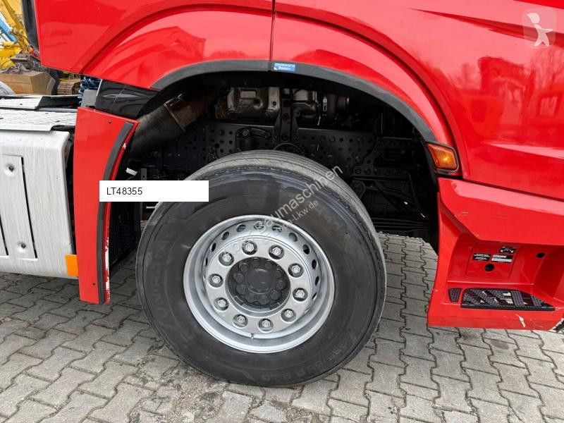 جرار Mercedes 2663