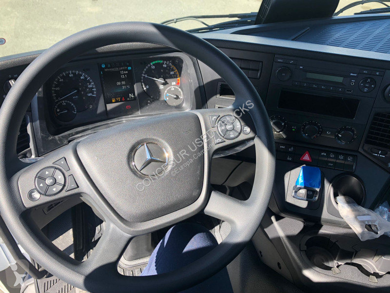 جرار Mercedes  2643 LS 6X2