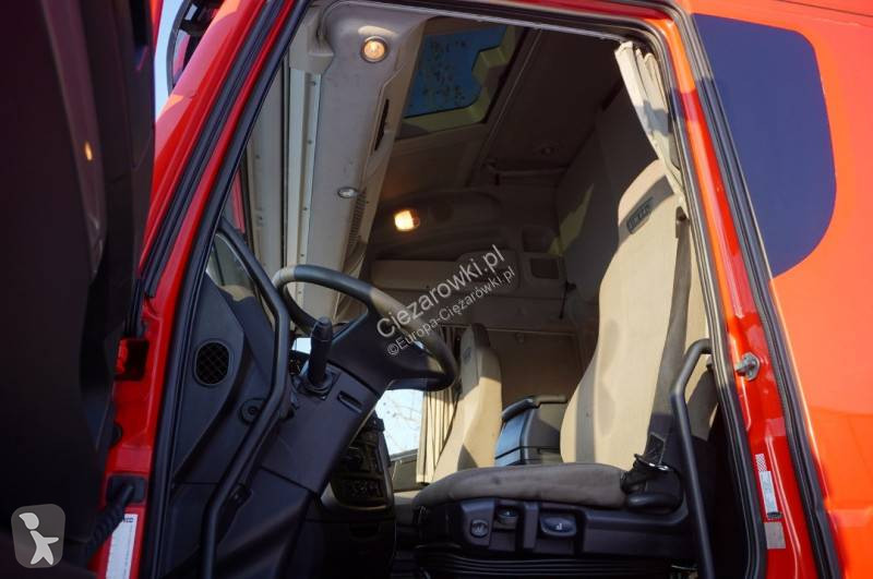 Влекач Iveco