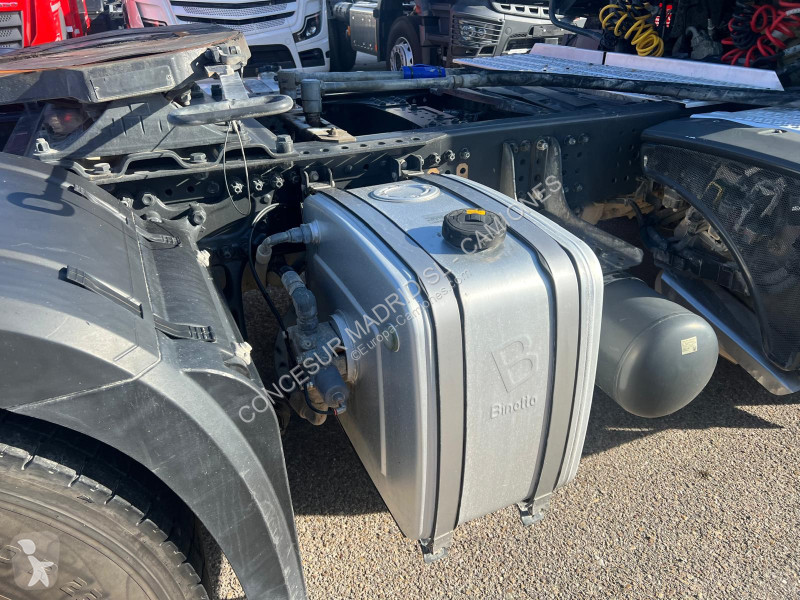 Cabeza tractora Mercedes  1848 LS