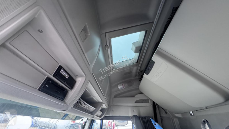 جرار Iveco  AS440ST/PLNG
