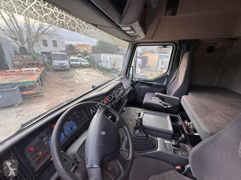 جرار Renault 420 DCI
