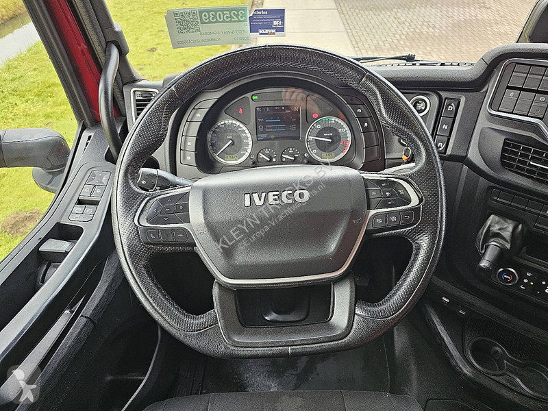 جرار Iveco AS440S48