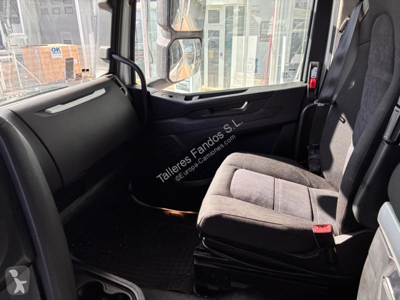 Cabeza tractora Iveco 510 AUTOMATICO CON INTARDER