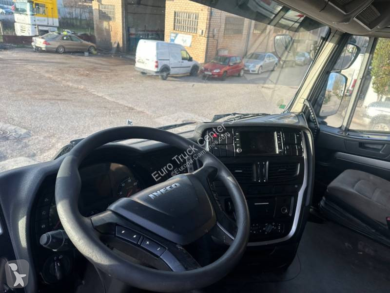 Iveco  tractor unit